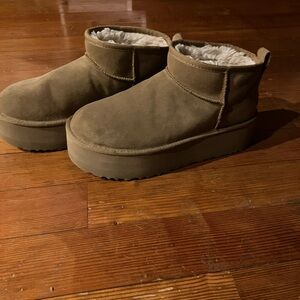 UGG Tan Women’s Boots with Plush Lining